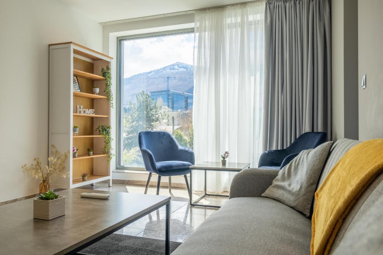 Julie'S Sunny Cozy Apartment With Balcony Sofia Extérieur photo
